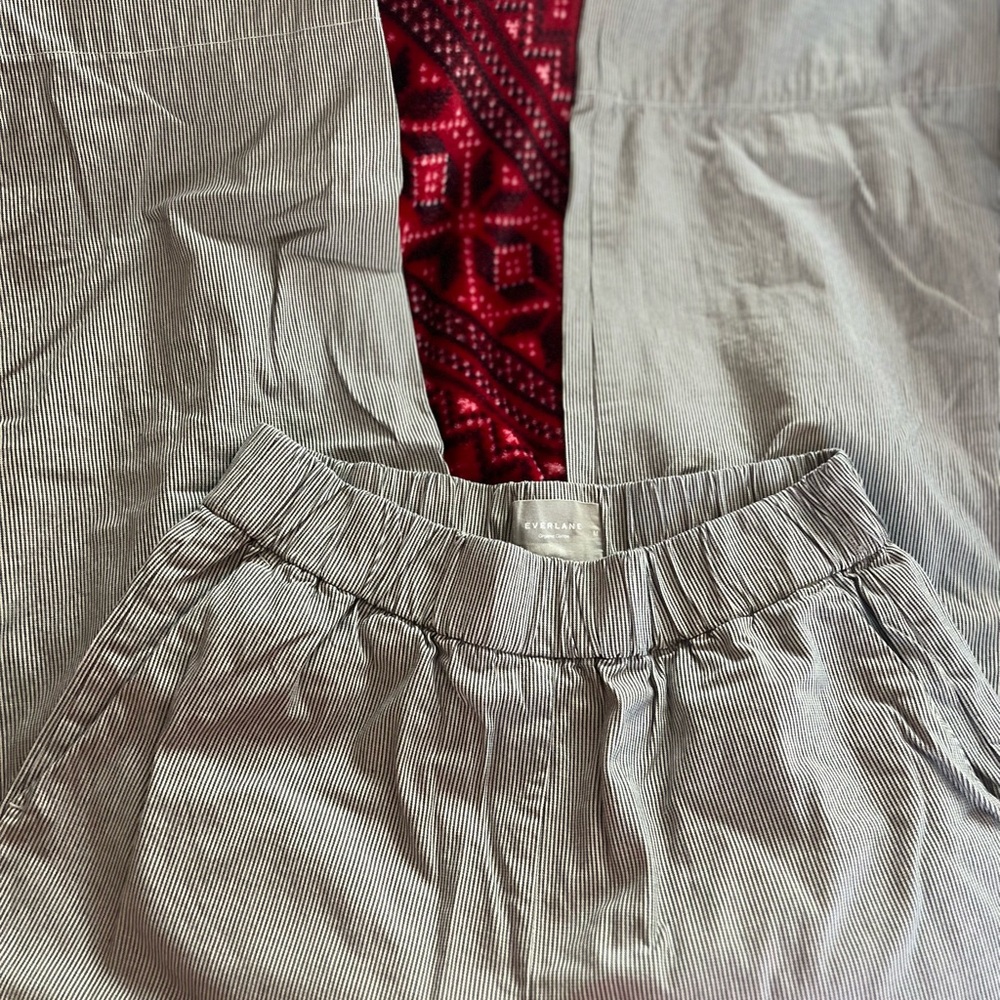 EVERLANE pants medium size.Womens Organic Cotton